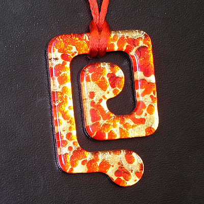 Zu Labrynth Pendant